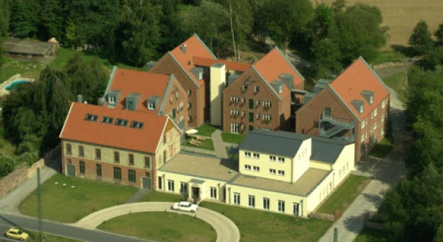 Кровать в общем номере Landhotel Beverland bei Münster