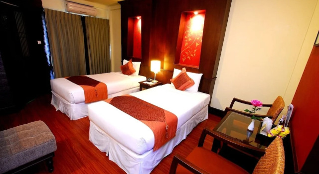 Номер Deluxe с балконом Chiangmai Gate Hotel