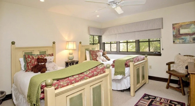 Enclave 158 4 Bedroom Home by RedAwning