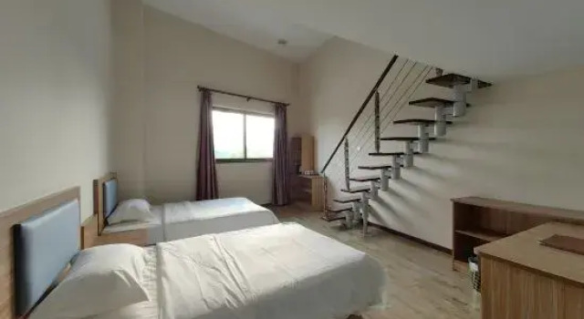 Кровать в общем номере Fengti Hotel (Beijing Dajing Subway Station)