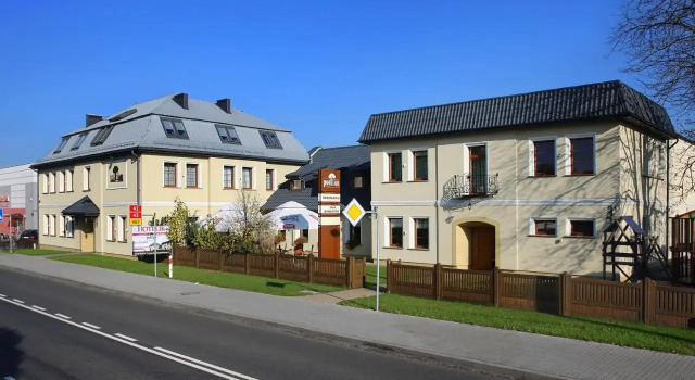 Pod Lipą, Réserver Hôtel Rzewuszki 