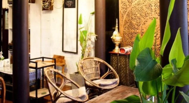 Baan Puang Petch