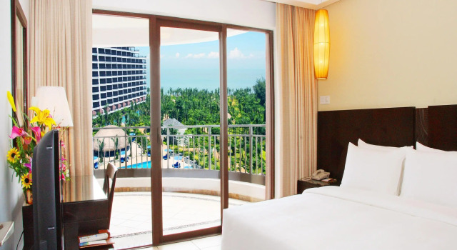 Hainan Golden Sunshine Hotspring Resort Hotel