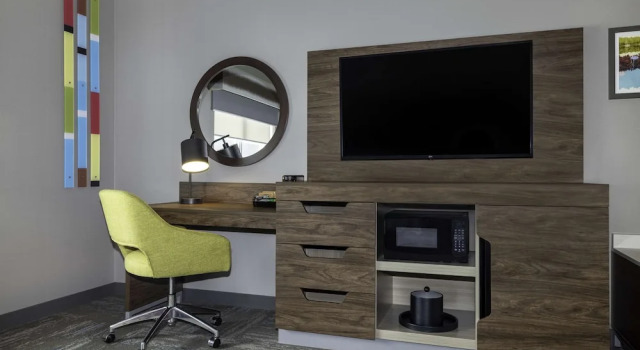 Четырёхместный номер Standard Hampton Inn Midland, On