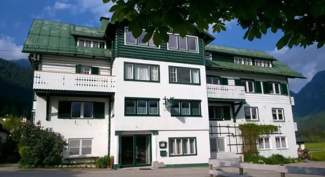 De Jutter Edelweiss, Book Hotel Gosau 