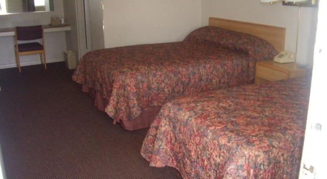 Benton Relax Inn, Prenota Hotel Hotel a Missouri con parcheggio, Parcheggio