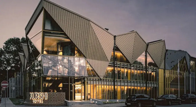 KURSHI Hotel & SPA, Book Ferieresort Hoteller i Pieriga med parkering, Parkering
