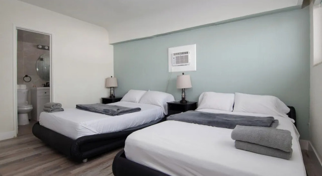 Апартаменты Luxury Pousada Suites at Hollywood Beach