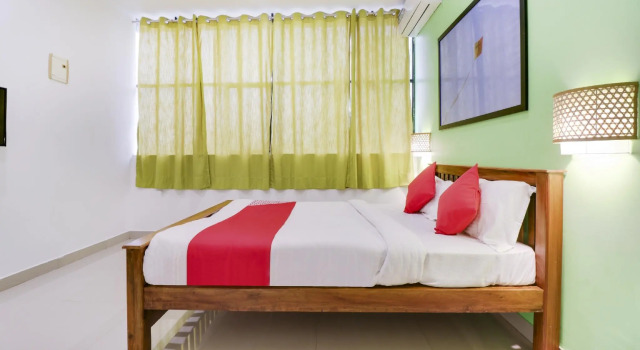 OYO 74737 Abudhabi Residency, Забронировать Отель Эрнакулам 