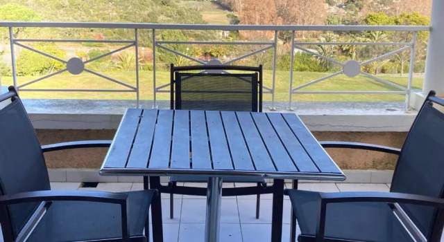 Appartement Saint-Raphaël, 1 pièce, 4 personnes - FR-1-504-608, Reservar Apartamento Saint-Raphael Mimosa Road