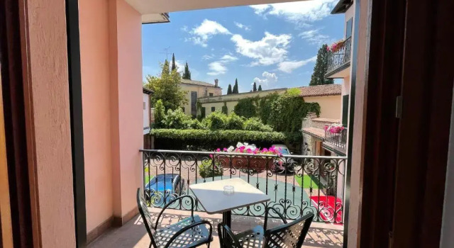 Двухместный номер Standard с балконом Hotel Meridiana