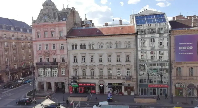Bauhaus Astoria Hostel, Забронировать Хостел Хостелы Будапешта, рядом с Станция метро Vorosmarty Square, Хостел