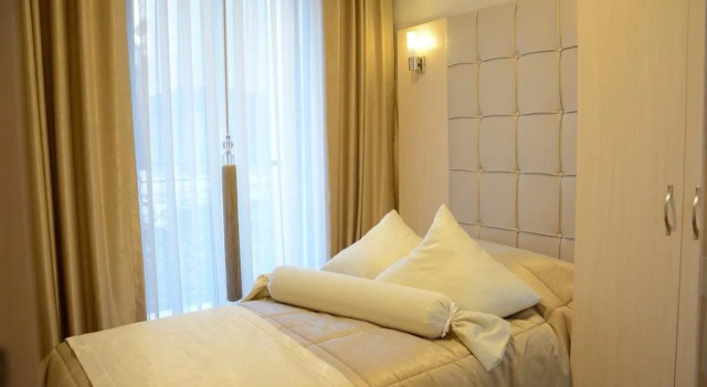 Sirin Gold Hotel, Забронировать Отель Фатих Стамбул, рядом с Библиотека Стамбульского университета