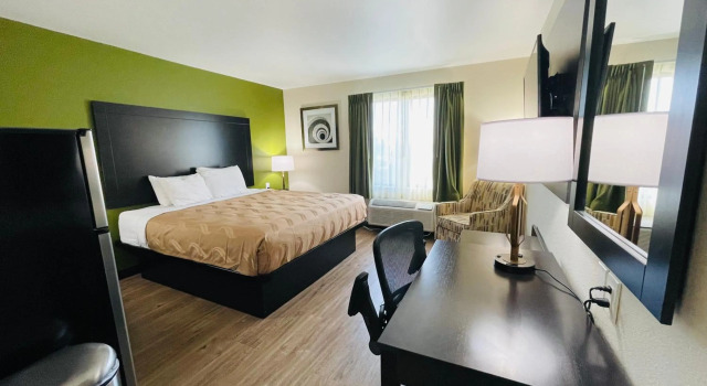 Quality Inn & Suites Lake Charles South