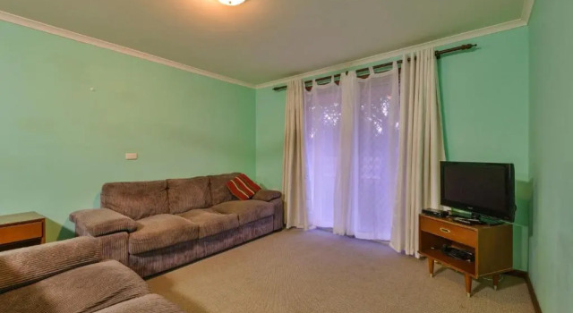 4/1 Maidstone Crescent