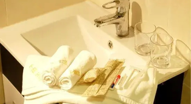 Номер Premium ERNES Hotel Bandar Perda