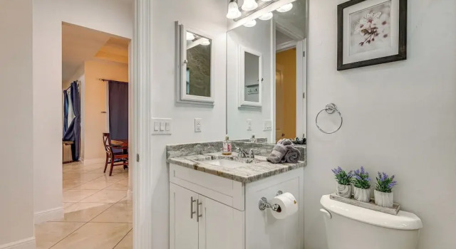 Коттедж Pet-friendly Home w/ Fenced Yard in Fort Myers!
