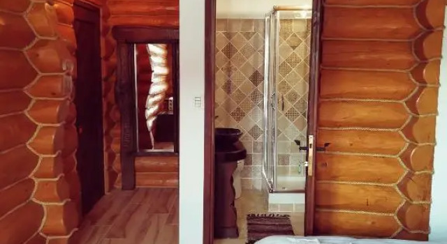 Номер Standard CASA de POVESTE