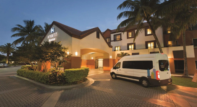 Четырёхместный люкс Hyatt House Miami Airport