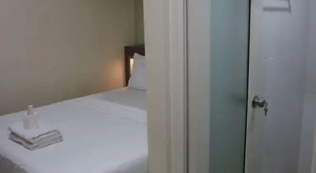 Номер Deluxe Ethan Hotel Cilincing Plaza