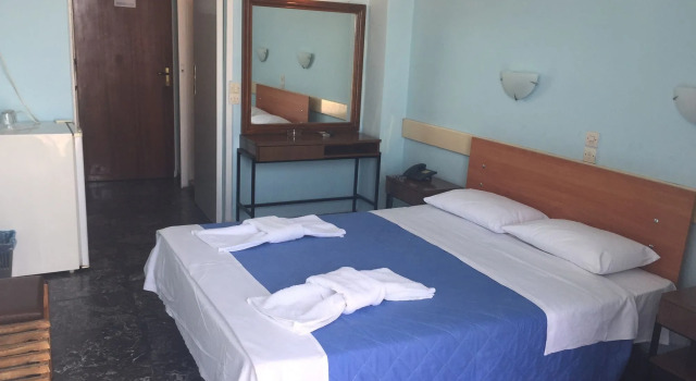 Hotel Areti, Rezervovat Hotel Hotely v Saronic Islands s parkováním, Parkování