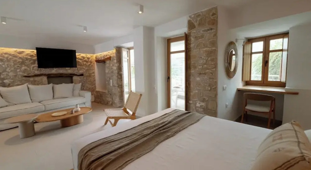 Люкс Oceanis Suites Living Parga