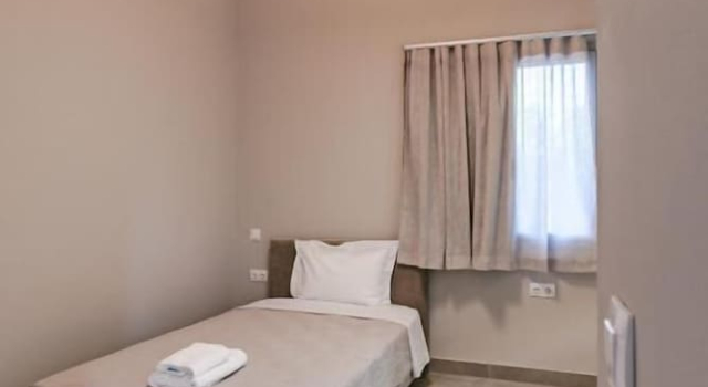 Helichrysum Lofts, Book Hotel Marathopolis Messinia