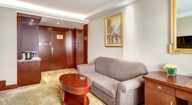 Люкс New Paris Hotel - Harbin