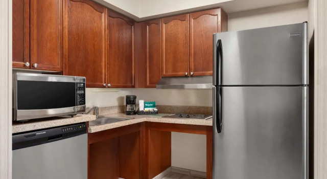 Четырёхместный номер Standard с красивым видом из окна Homewood Suites by Hilton Wilmington-Brandywine Valley