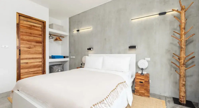 2 Bdr SEAVIEW condo on Bangrak beach