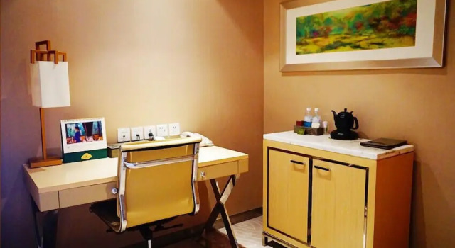 Номер Executive Chengdu Wangjiang Hotel