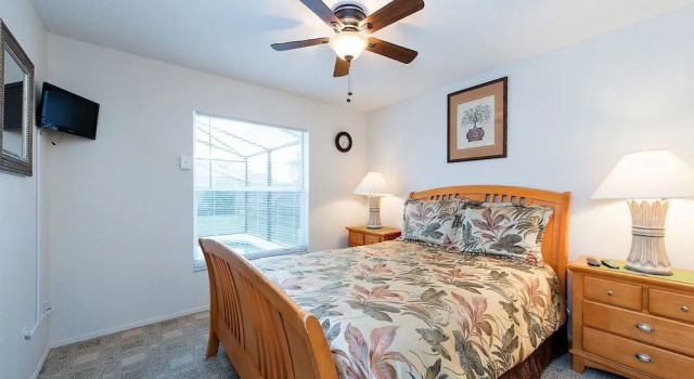 Fenced Yard, Private Pool, Close to Disney!!, Rezerwuj Hotel Hotele w Kissimmee z basenem, Basen