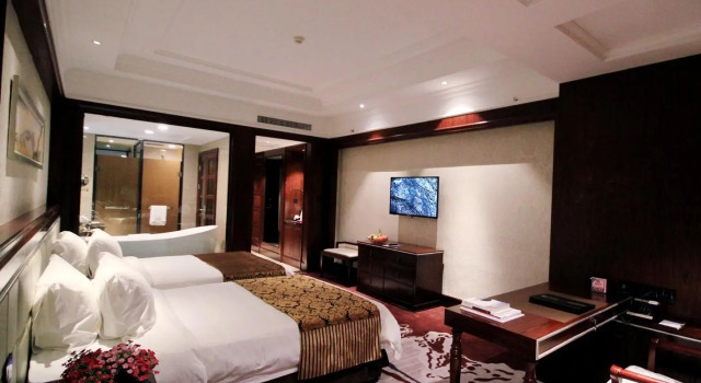 Номер Executive Chateau Star Sea Hotel