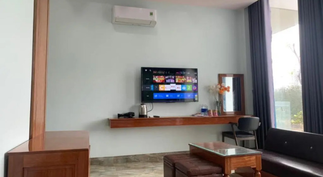 Двухместный номер Deluxe с балконом Khách sạn Nghinh Phong Beach Tuy Hòa
