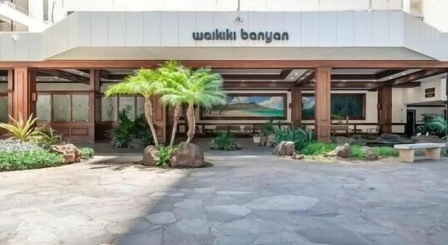 High Rise Ocean View Waikiki Condo, FREE Parking & Wi-Fi