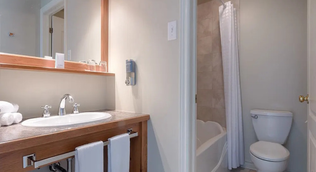 Номер Superior Auberge Handfield et Spa