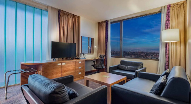 Отель Accom 