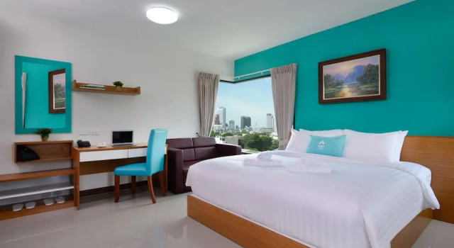 Номер Deluxe с балконом SiRi Ratchada Bangkok