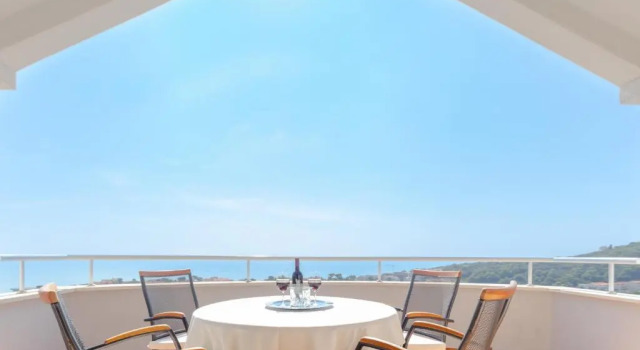 Апартаменты Mediterranean Blue Apartments