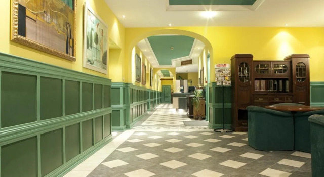 Art Hotel Laine, Забронировать Отель Отели в центре Центра, в центре, Парковка