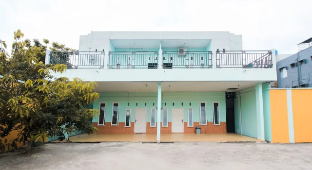 OYO 2434 Tiaz 2 Homestay, Rezervovat Hotel Pekanbaru Sumatra