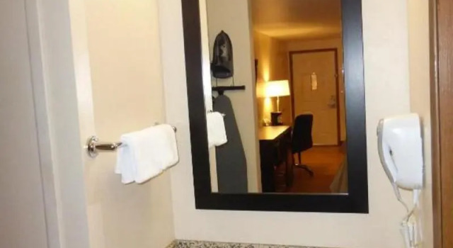 Четырёхместный номер Standard Red Roof Inn Grand Junction