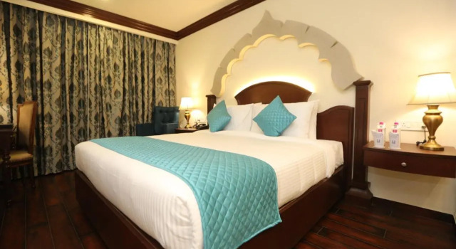 Comfort Inn Sapphire, Забронировать Отель Отели штата Раджастхана с парковкой, Парковка