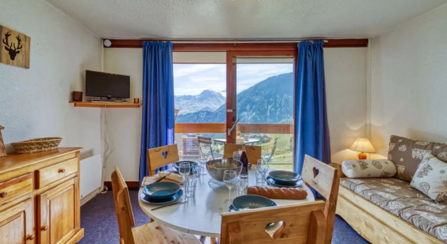 Vostok Zodiaque 12660, Book Hotel Hoteller i Rhône-Alps med pool, Swimmingpool