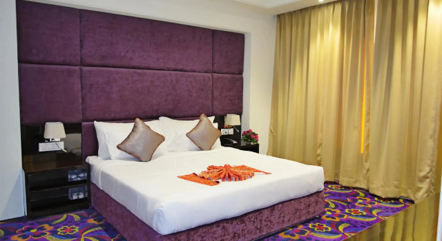 Люкс с видом на бассейн Pride Hotel & Convention Centre Indore