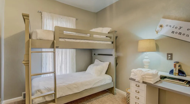 4BD Luxuryclose to Downtown3ba & Pet-friendly!!, Book Lejlighed Lejligheder i Columbia, Lejlighed