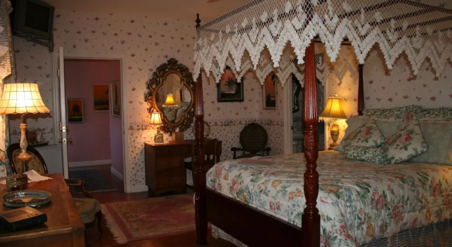 Двухместный номер Standard c 1 комнатой с красивым видом из окна Heron Cay Lakeview Bed & Breakfast