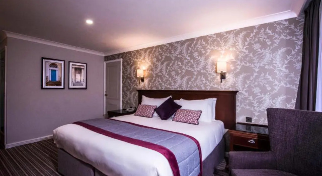 Двухместный номер Standard DoubleTree by Hilton Cheltenham-Cotswolds