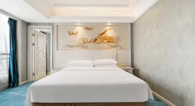 Люкс Deluxe с красивым видом из окна Vienna Hotel Guiyang Airport Road Branch