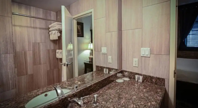 Номер Deluxe Stone Mill Inn